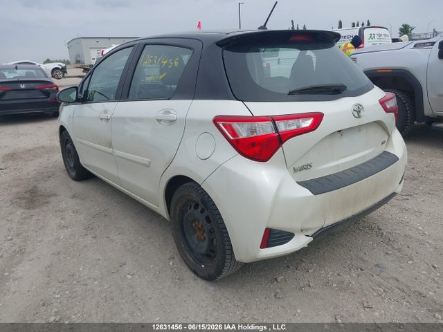 12631456 :رقم المزاد ، VNKKTUD38JA093204 vin ، 2018 Toyota Yaris Se مزاد بيع
