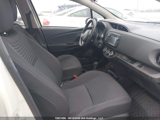 12631456 :رقم المزاد ، VNKKTUD38JA093204 vin ، 2018 Toyota Yaris Se مزاد بيع