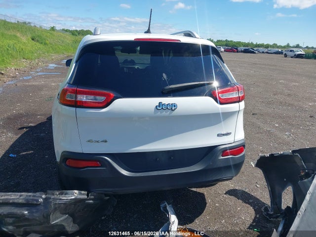 Продажа на аукционе авто 2015 Jeep Cherokee Latitude, vin: 1C4PJMCB7FW744832, номер лота: 12631465