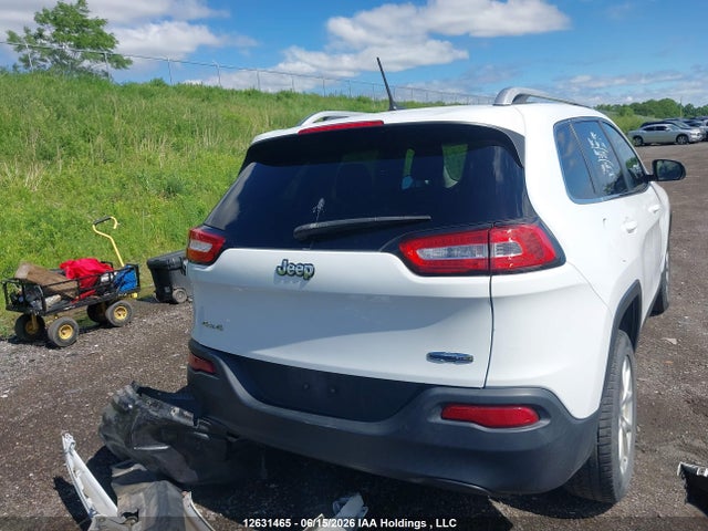 Продажа на аукционе авто 2015 Jeep Cherokee Latitude, vin: 1C4PJMCB7FW744832, номер лота: 12631465