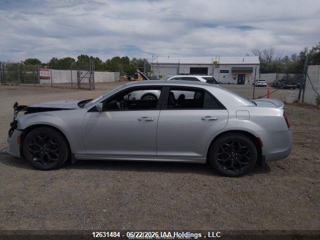 Chrysler 300 S 2019 2C3CCAGGXKH556428 Image 15