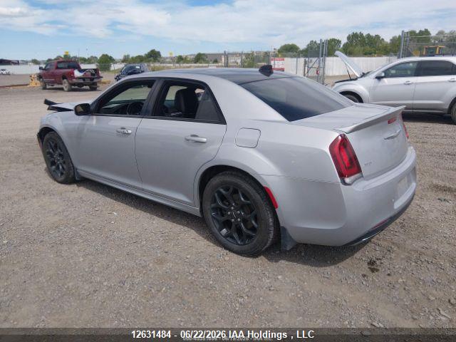 Chrysler 300 S 2019 2C3CCAGGXKH556428 Image 4