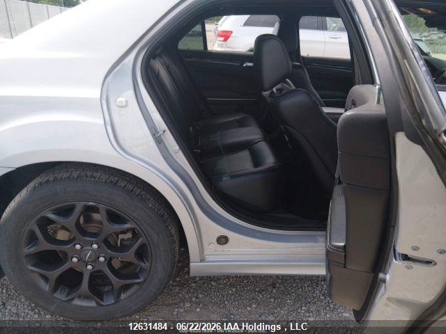 Chrysler 300 S 2019 2C3CCAGGXKH556428 Image 9