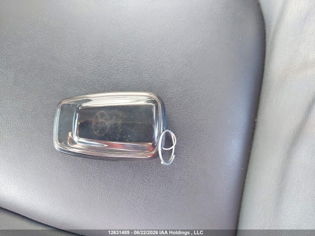 2T3R1RFV4RC433343 Toyota Rav4 Xle/xle Premium
