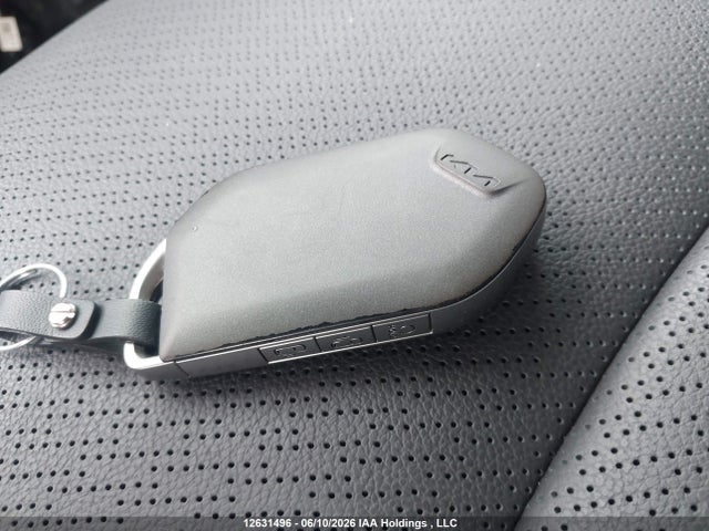 2025 Kia A3 მანქანა იყიდება აუქციონზე, vin: KNDNE5K36S6527553, აუქციონის ნომერი: 12631496