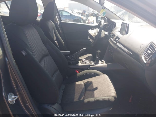 JM1BM1L79E1124667 Mazda Mazda3 Gs-sky