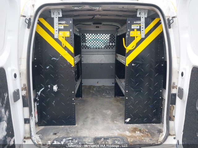 12631532 :رقم المزاد ، 3N6CM0KN2MK709230 vin ، 2021 Nissan Nv200 S/sv مزاد بيع