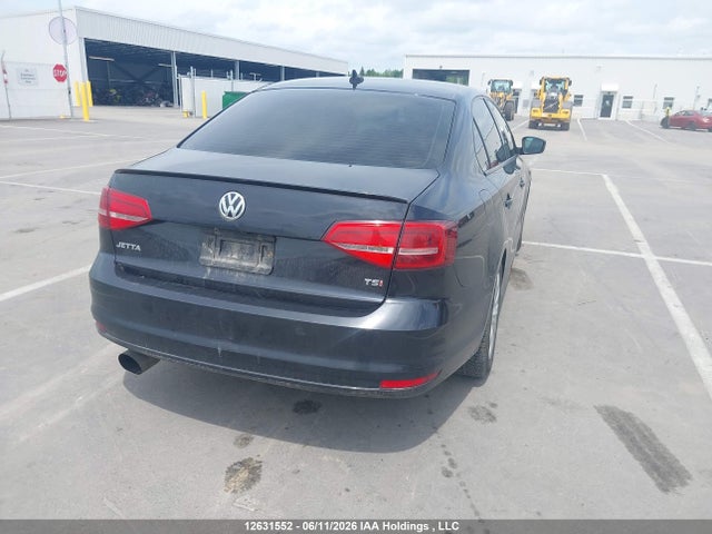 Volkswagen Jetta 2015 3VWD07AJ9FM336900 Image 4