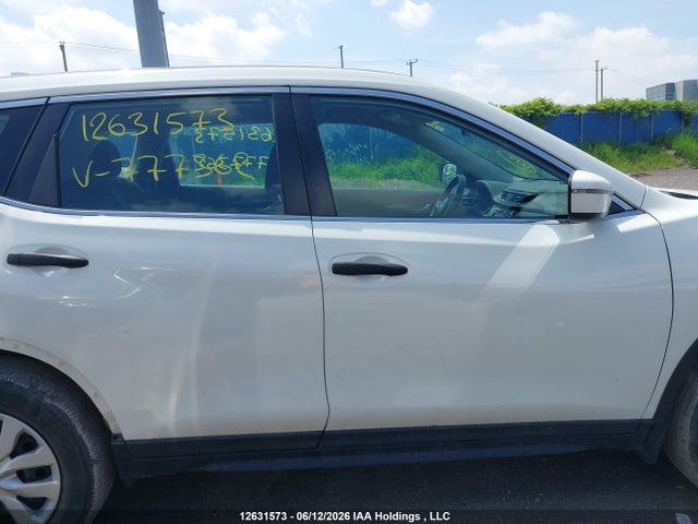 2018 Nissan Rogue S/sl მანქანა იყიდება აუქციონზე, vin: 5N1AT2MT5JC777362, აუქციონის ნომერი: 12631573