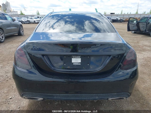55SWF4KB8FU055965 Mercedes-Benz C 300 4matic