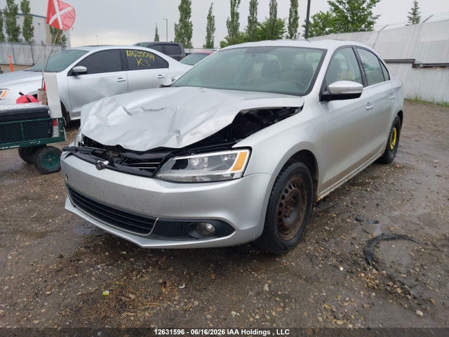 12631596 :رقم المزاد ، 3VWG07AJ3EM443078 vin ، 2014 Volkswagen Jetta 1.8 Tsi Highline مزاد بيع