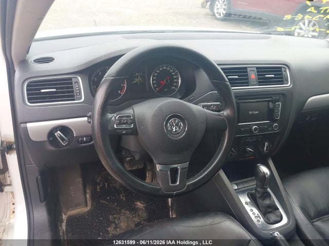 Продажа на аукционе авто 2012 Volkswagen Jetta Sel, vin: 3VWLX7AJ0CM393988, номер лота: 12631599