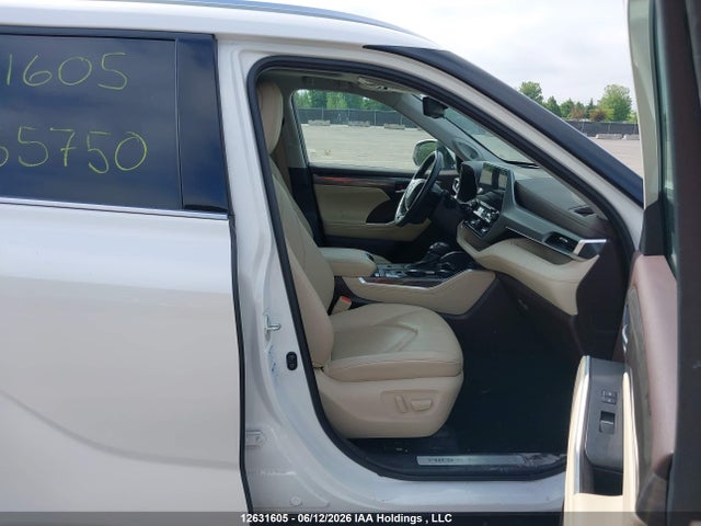 12631605 :رقم المزاد ، 5TDEBRCH7MS055750 vin ، 2021 Toyota Highlander Hybrid Limited مزاد بيع