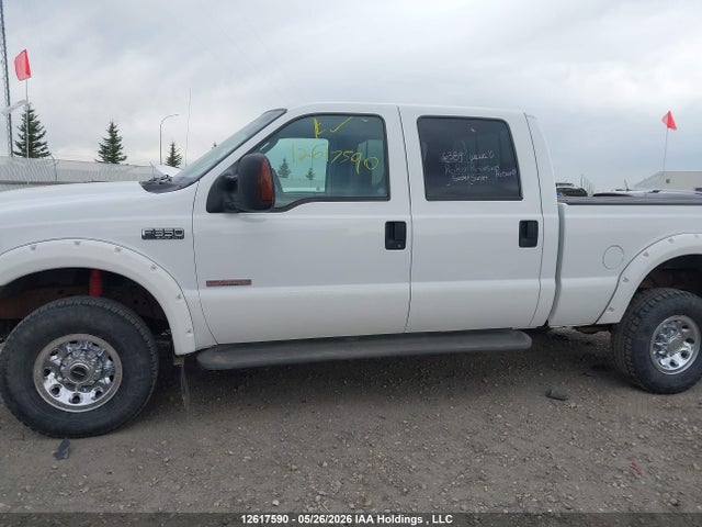 2004 Ford F-350 Lariat/xl/xlt მანქანა იყიდება აუქციონზე, vin: 1FTSW31PX4EA59490, აუქციონის ნომერი: 12617590