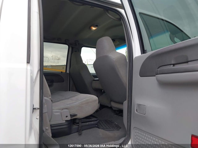 2004 Ford F-350 Lariat/xl/xlt მანქანა იყიდება აუქციონზე, vin: 1FTSW31PX4EA59490, აუქციონის ნომერი: 12617590