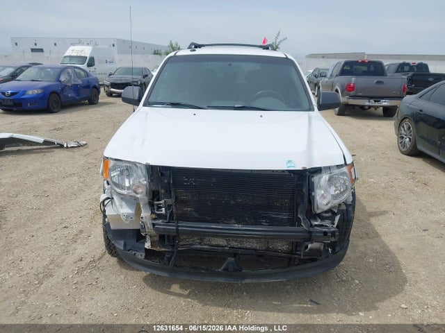 2009 Ford Escape Xlt მანქანა იყიდება აუქციონზე, vin: 1FMCU93719KB45740, აუქციონის ნომერი: 12631654