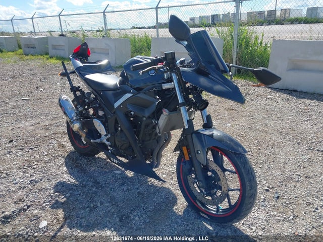 Yamaha YZFR3 2015 MH3RH06N5FK002909 главное изображение