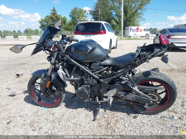 Yamaha YZFR3 2015 MH3RH06N5FK002909 Image 14