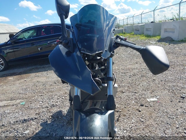 Yamaha YZFR3 2015 MH3RH06N5FK002909 Image 5