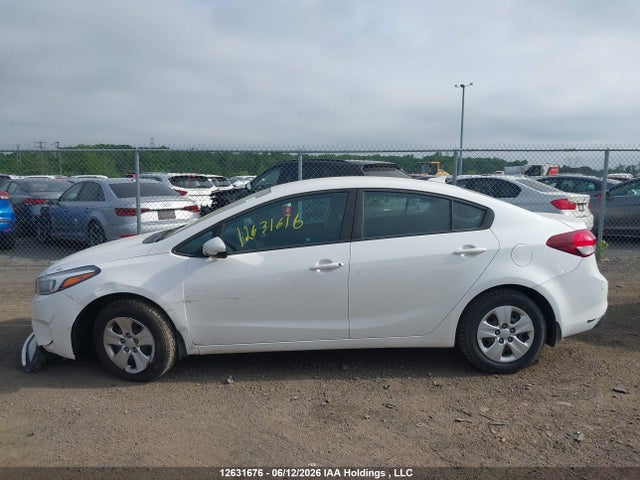 Продажа на аукционе авто 2017 Kia Forte Lx/s, vin: 3KPFL4A75HE007551, номер лота: 12631676