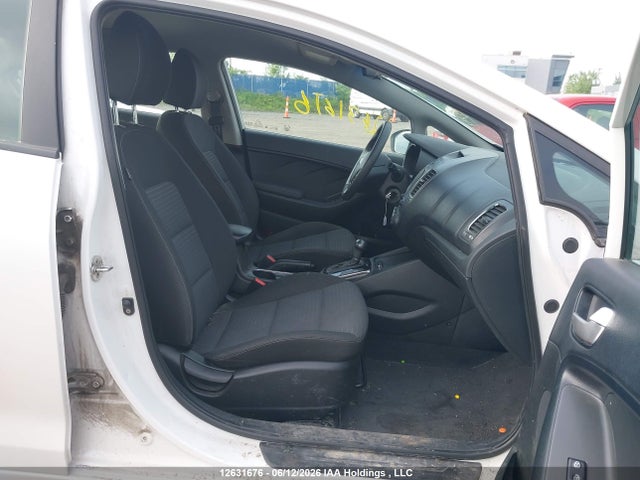 Продажа на аукционе авто 2017 Kia Forte Lx/s, vin: 3KPFL4A75HE007551, номер лота: 12631676