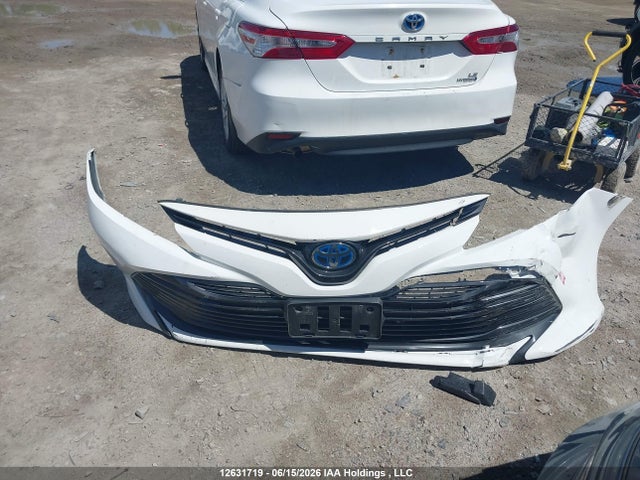 2018 Toyota Camry Hybrid Le მანქანა იყიდება აუქციონზე, vin: 4T1B31HK1JU002583, აუქციონის ნომერი: 12631719