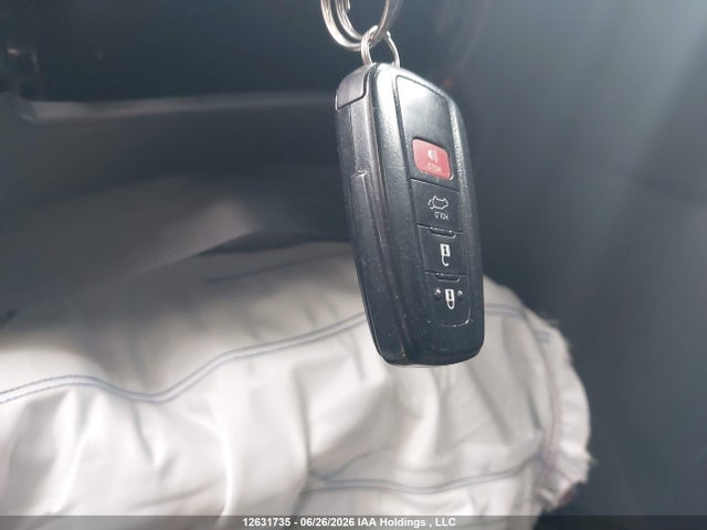 12631735 :رقم المزاد ، 2T3RWRFV0MW109976 vin ، 2021 Toyota Rav4 Hybrid Xle مزاد بيع
