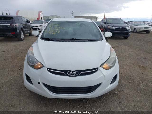 2011 Hyundai Elantra Gls/limited მანქანა იყიდება აუქციონზე, vin: 5NPDH4AE2BH023569, აუქციონის ნომერი: 12631753