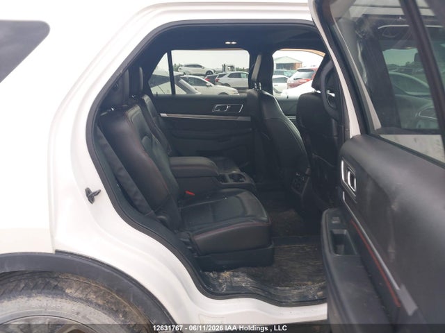 Ford Explorer 2018 1FM5K8GT8JGB95803 Image 8