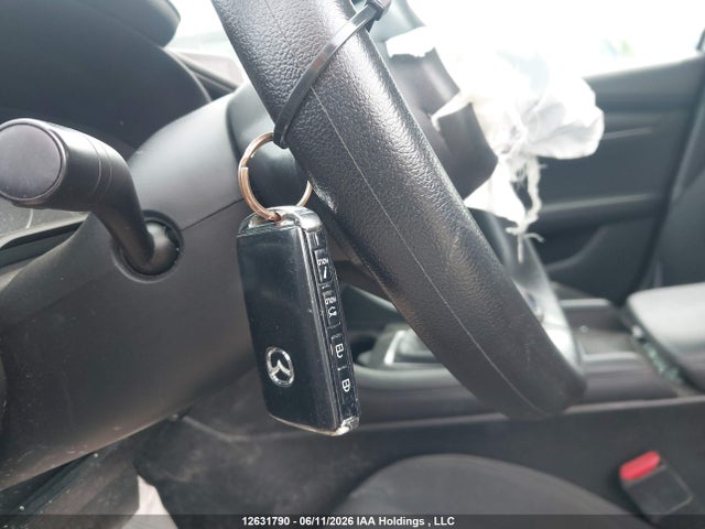 Mazda 3 2019 3MZBPAB70KM103520 Image 11