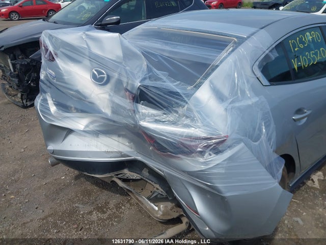 Mazda 3 2019 3MZBPAB70KM103520 Image 21
