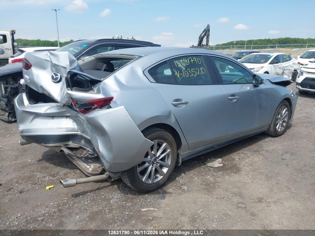 Mazda 3 2019 3MZBPAB70KM103520 Image 4