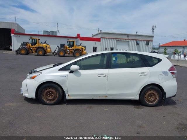 Aukcja sprzedaży 2017 Toyota Prius V, vin: JTDZN3EUXHJ069340, numer aukcji: 12631793