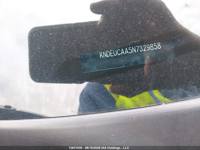 KNDEUCAA5N7329858 KIA SELTOS EX