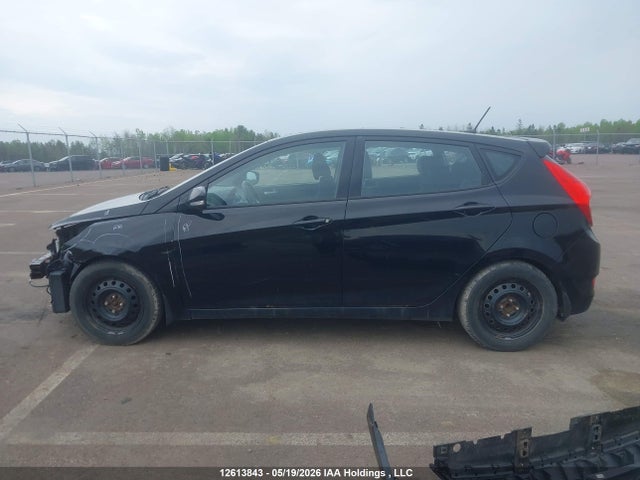 Продаж на аукціоні авто 2017 Hyundai Accent Gls, vin: KMHCU5AE2HU348889, номер лоту: 12613843