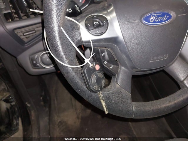 12631860 :رقم المزاد ، 1FMCU0GX7FUC38199 vin ، 2015 Ford Escape Se مزاد بيع