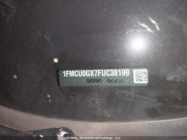 12631860 :رقم المزاد ، 1FMCU0GX7FUC38199 vin ، 2015 Ford Escape Se مزاد بيع