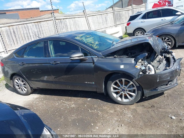 3FA6P0LU9HR127870 Ford Fusion Hybrid Hybrid