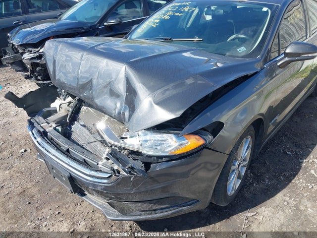 2017 Ford Fusion Hybrid Hybrid მანქანა იყიდება აუქციონზე, vin: 3FA6P0LU9HR127870, აუქციონის ნომერი: 12631867