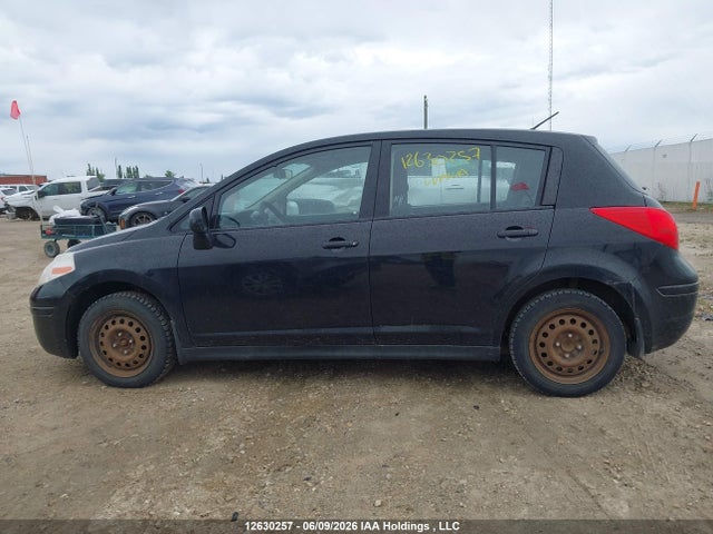 2009 Nissan Versa 1.8sl მანქანა იყიდება აუქციონზე, vin: 3N1BC13E59L450906, აუქციონის ნომერი: 12630257