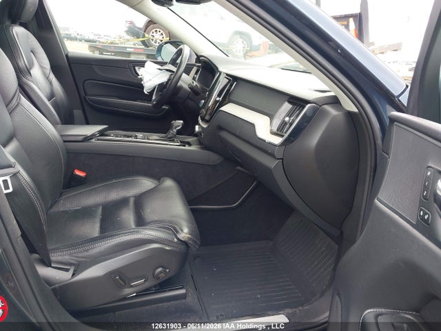 YV4A22RL9J1090605 Volvo Xc60 T6 Inscription