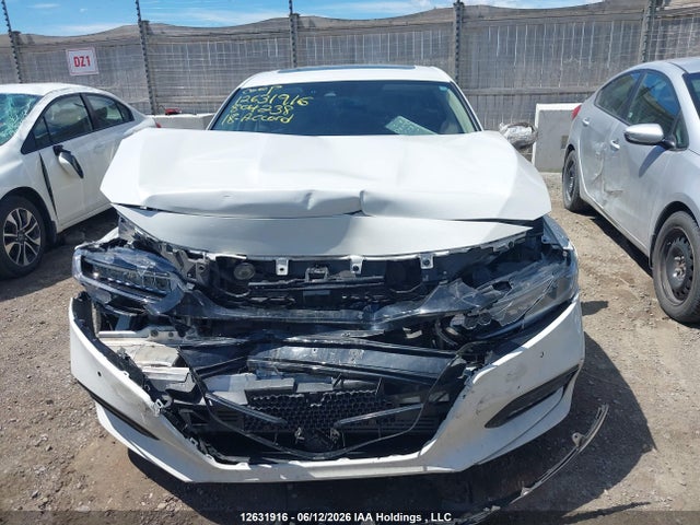 1HGCV1F99JA804238 Honda Accord Touring