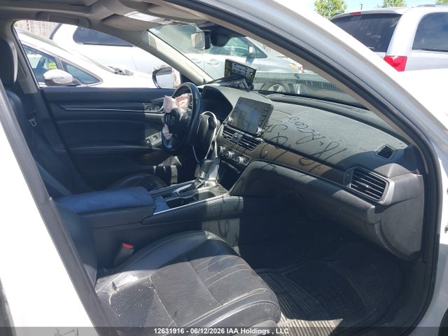 1HGCV1F99JA804238 Honda Accord Touring