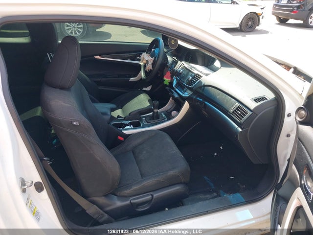 Aukcja sprzedaży 2013 Honda Accord, vin: 1HGCT1A74DA801196, numer aukcji: 12631923