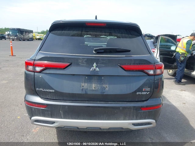 12631930 :رقم المزاد ، JA4T5VA9XSZ610389 vin ، 2025 Mitsubishi Outlander Se مزاد بيع