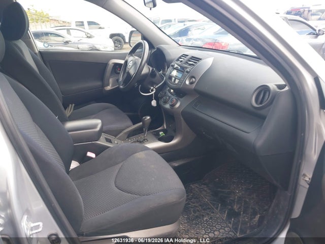 2006 Toyota Rav4 Sport V6 მანქანა იყიდება აუქციონზე, vin: JTMBK32V666004699, აუქციონის ნომერი: 12631936