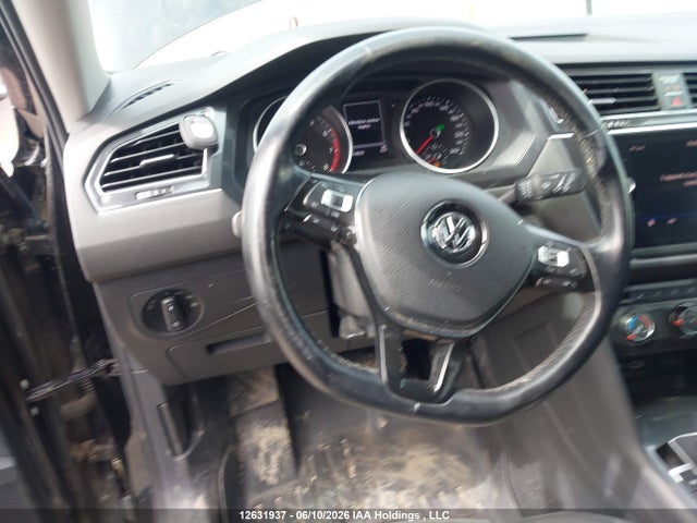 2018 Volkswagen Tiguan S მანქანა იყიდება აუქციონზე, vin: 3VV0B7AX2JM008681, აუქციონის ნომერი: 12631937