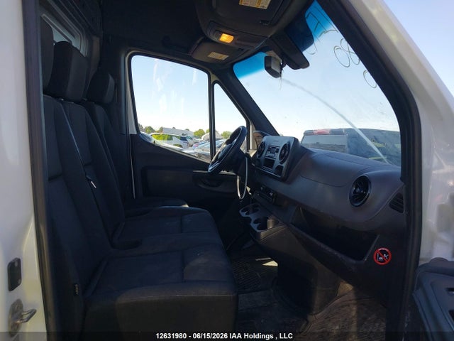 2019 Mercedes-benz Sprinter 2500 High Roof V6 მანქანა იყიდება აუქციონზე, vin: WD3BF1CD6KP172940, აუქციონის ნომერი: 12631980