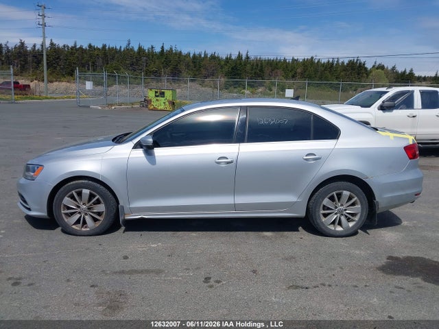 Продажа на аукционе авто 2015 Volkswagen Jetta 2.0l Trendline/2.0l Trendline+, vin: 3VW2K7AJ8FM330135, номер лота: 12632007