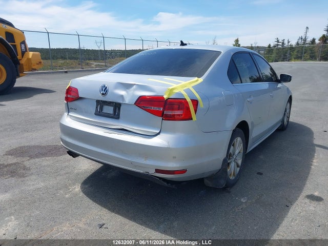 Продажа на аукционе авто 2015 Volkswagen Jetta 2.0l Trendline/2.0l Trendline+, vin: 3VW2K7AJ8FM330135, номер лота: 12632007